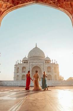 destination image